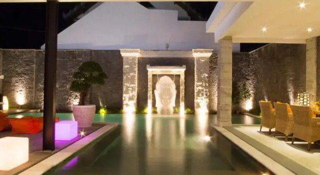 Puri Ratu Jimbaran Villa, Rezervovat Vila Chaty v Bali, Chalupa