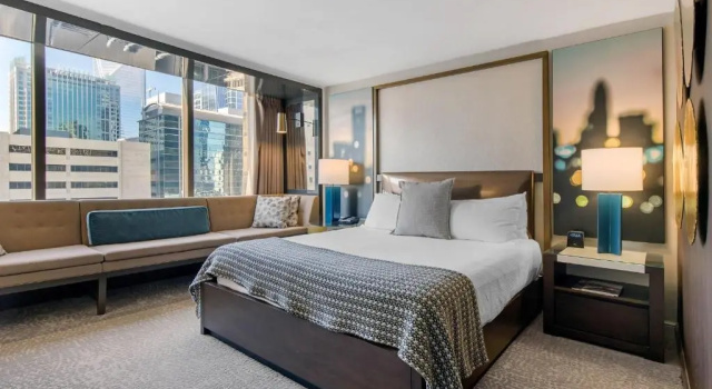 Двухместный номер Deluxe Omni Charlotte Hotel