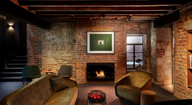Moss Hotel, Book Hotel Hotels in Tasmania with Parking, Parking