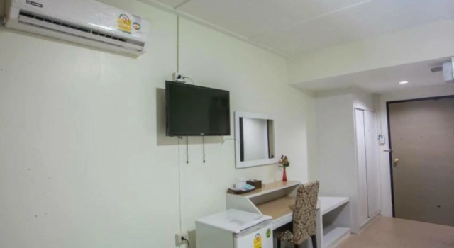 Номер Superior с балконом The Train Hotel Hatyai
