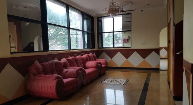 Hotel Subhalakshmi Palace, Забронировать Отель Отели Карайкуди с парковкой, Парковка