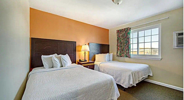 Номер Economy Commander Beach House Hotel