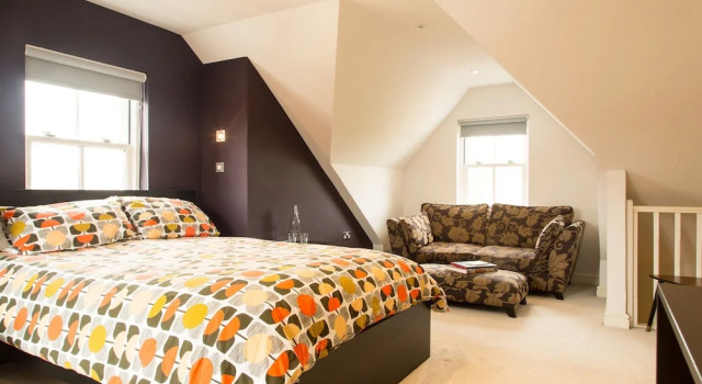 Beautiful 3 Bedrooms House in Rottingdean, Забронировать Отель Роттингдин South Downs