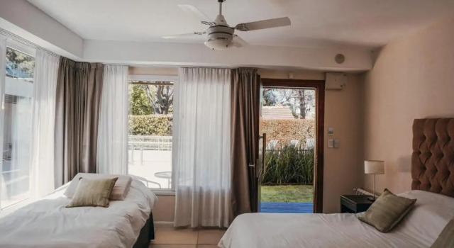 Апартаменты Цокольный этаж Aqualina Suites