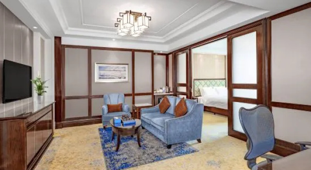 Люкс Superior Noble Hotel