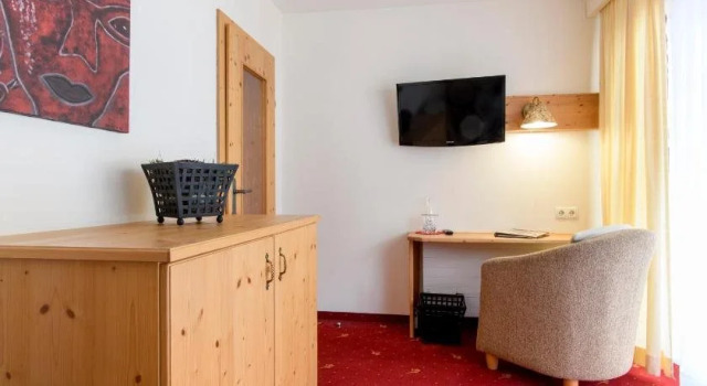 Hotel Alpenrose, Book Hotel Sankt Gallenkirch 