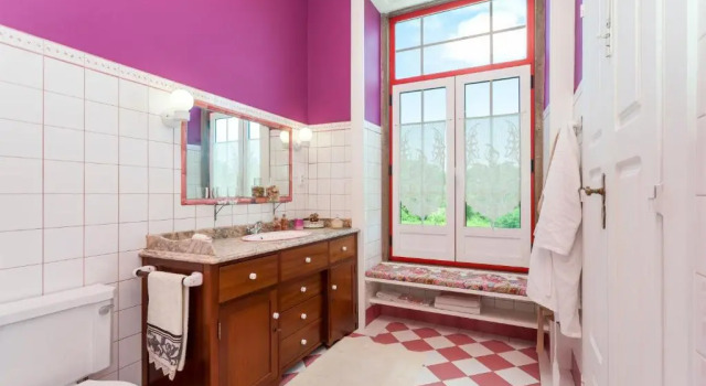 Люкс Vintage Balcony Guesthouse & Suites