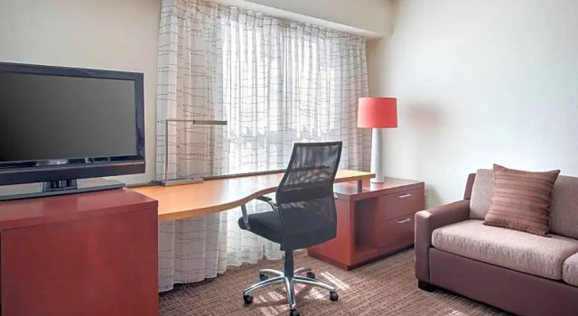 Четырёхместный люкс с 2 комнатами Residence Inn Cranbury South Brunswick