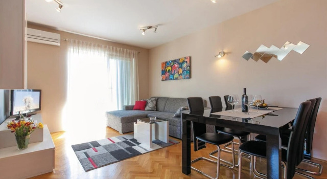 Awesome Home in Kastel Gomilica With Wifi and 3 Bedrooms, Забронировать Отель Каштел-Гомилица 