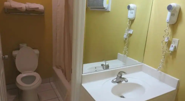 Двухместный номер Standard Friendship Motor Inn