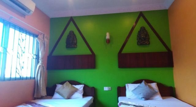 Latinos Hostel, Забронировать Хостел Хостелы Сиемреап, рядом с Angkor Shopping Centre, Хостел