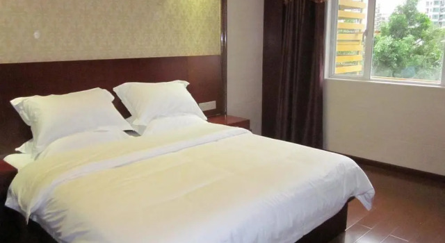 Shenzhen Nanguo Chain Hotel Main Branch, Boek Hotel Hotels in Guangdong met parkeren, Parkeren