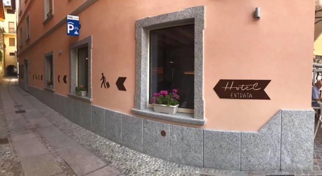 Touring Hotel & Spa, Boek Resort Edolo Valcamonica