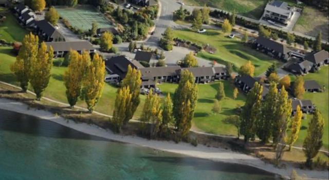 Номер Standard Edgewater Hotel