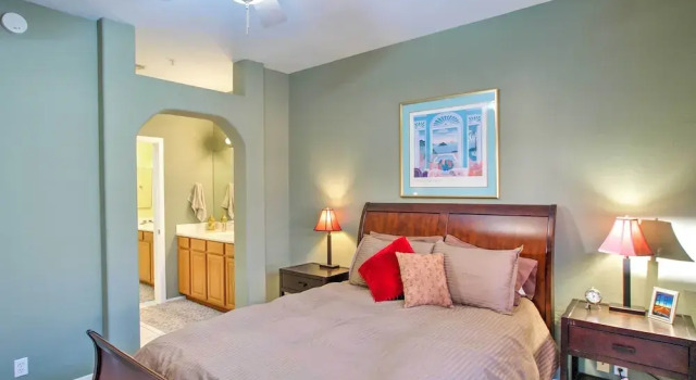 Lovely Condo w/ Balcony < 3 Miles to Parks + Golf!, Foglalás Szálloda Fountain Hills North Scottsdale