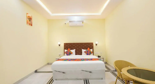 Номер Premium Fabhotel Rubicon