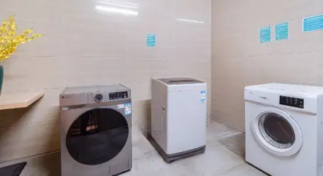 Nanning Unitour Hotel, Rezerwuj Hotel Hotele w Nanning z parkingiem, Parking