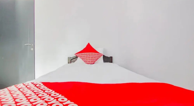 Номер Economy OYO 2770 Zleepy Wisma Khazri
