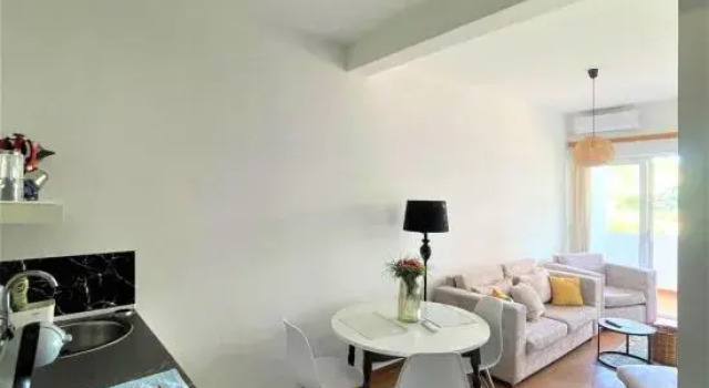 Апартаменты Onebedroom Apartment With Balcony