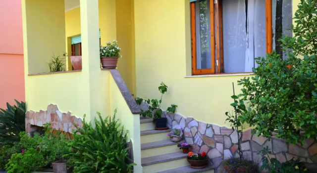 B&b Aloysia, Book Bed and Breakfast Hoteller i Costa Verde med parkering, Parkering