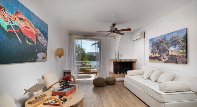 Artemis Beach Apartment, Забронировать Апартаменты/квартира Отели Лавреотики с завтраком, Завтраки