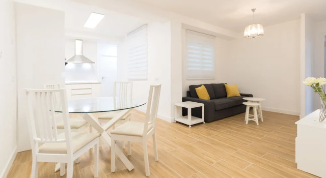 #3 Private Room Smart Apartment Etho, Забронировать Апартаменты/квартира Апартаменты Лас-Пальмас-де-Гран-Канария, рядом с Каса-де-Колон, Апартаменты/квартира