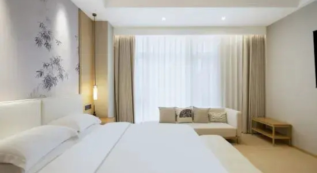 Люкс Herton Garden Hotel