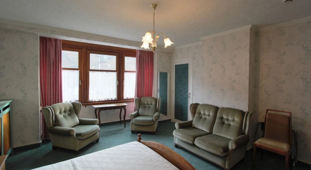 Hotel des Roches, Забронировать Отель Врес-сюр-Семуа 