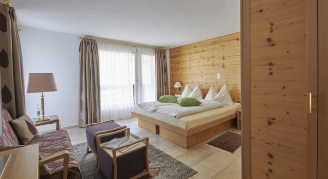Полулюкс с балконом Hotel Castle
