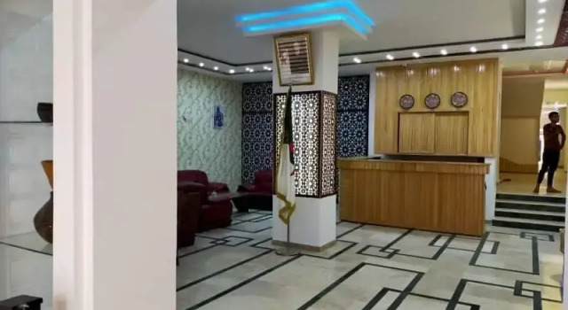 Hotel Salsabil Naoui, Rezerwuj Hotel Hotele w Djelfa Province z parkingiem, Parking