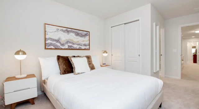 Коттедж 5 bed Town Home With Pool