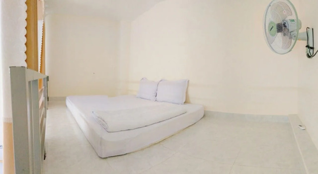 Nhà nghỉ Hạnh Minh, Prenota Affittacamere Hotel economici a Con Dao