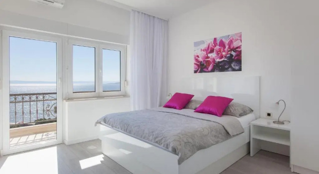 Апартаменты Superior Villa King Apartments