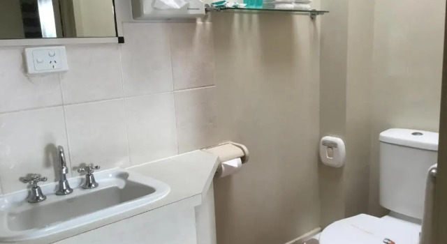 Двухместный номер Deluxe Golden Palms Motor Inn