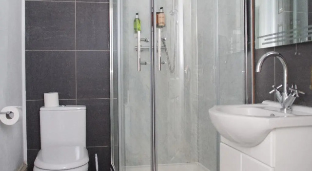 Апартаменты с 4 комнатами Quire Court Apartment