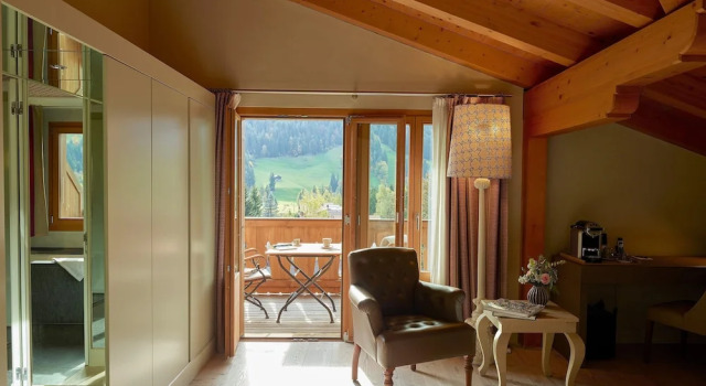 Номер Deluxe с балконом Le Grand Bellevue