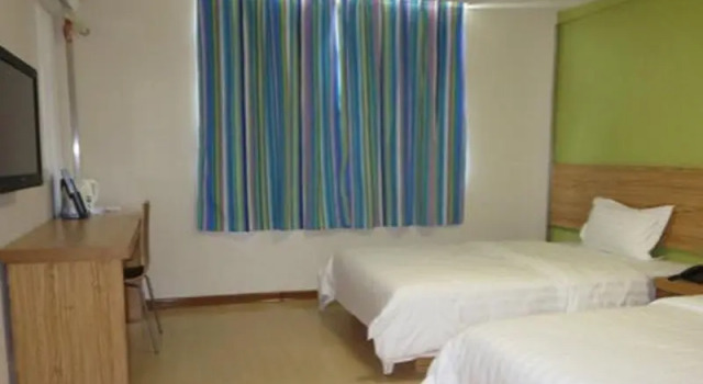 Двухместный номер Standard 7 Days Inn Longyan Zhongshan Road Walking Street Branch