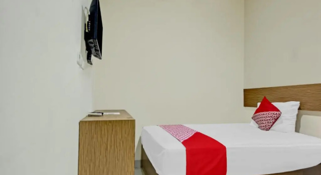 Номер Standard OYO 90412 My Kost