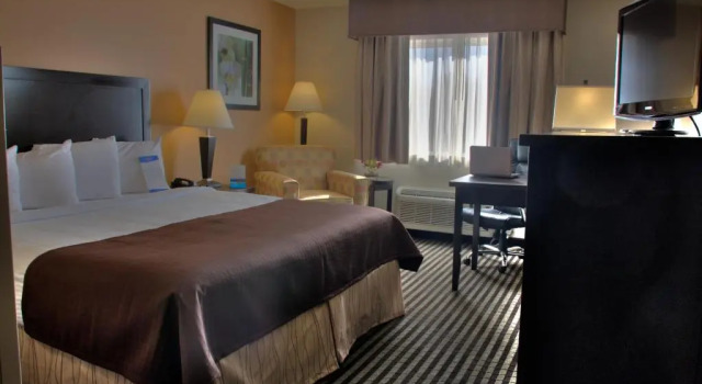 Двухместный студия люкс Baymont by Wyndham Dallas/ Love Field