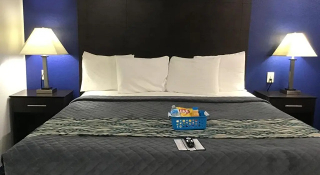 Люкс Budget Inn & Suites