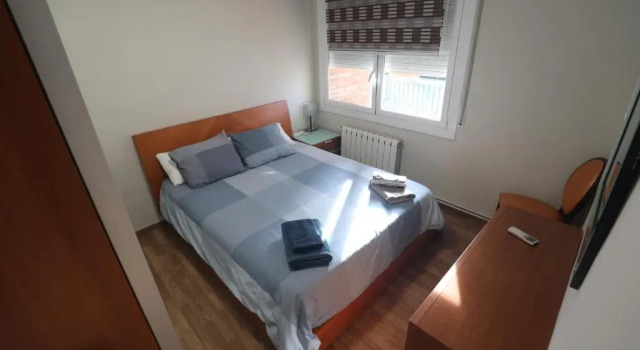 Vallparadis apartment, Забронировать Апартаменты/квартира Отели Тарраса с парковкой, рядом с Замок и картезианский монастырь, Парковка