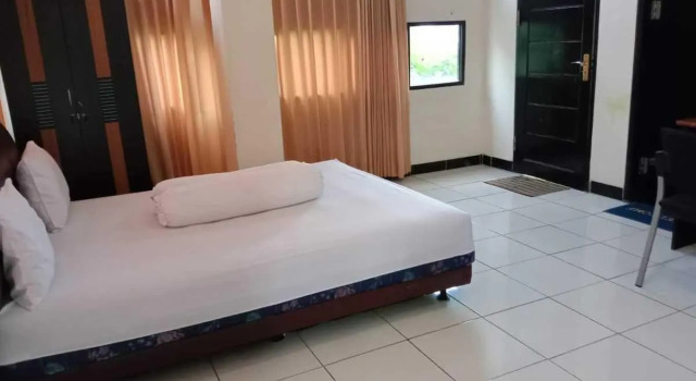 Ratu Residence Samarinda Syariah RedPartner, Book Bed and Breakfast Samarinda 
