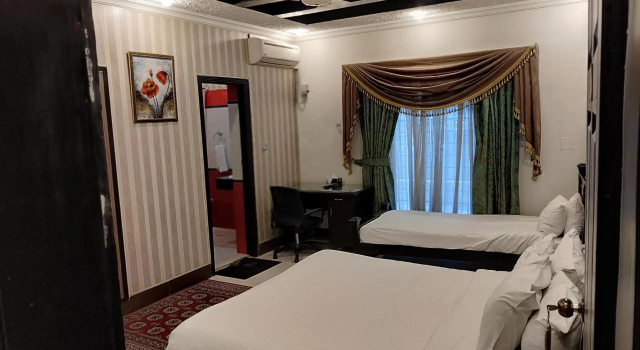 Capri Executive, Rezerwuj Hotel Hotele w Islamabad z parkingiem, Parking