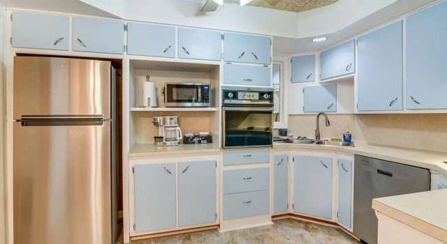 Коттедж с 3 комнатами Lake Jackson Home w/ Yard, 14 Mi to Beaches!