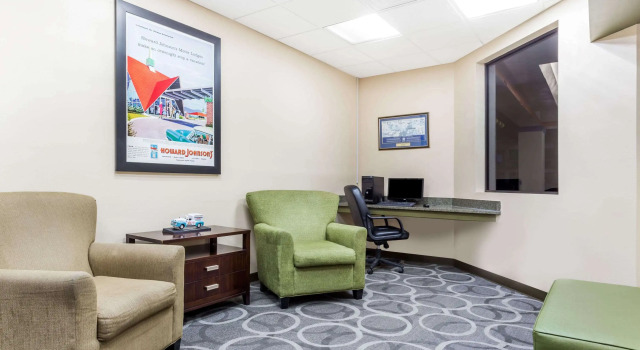 Howard Johnson by Wyndham Ocala FL I-75