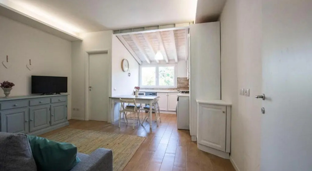99 Via Esino, Rezervovat Hotel Ancona 