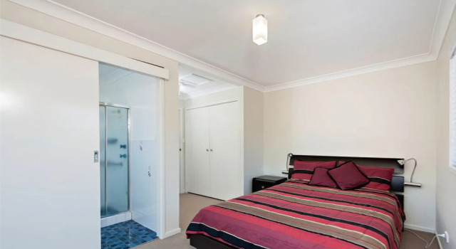 Little Beach House, 8 Mistral Close