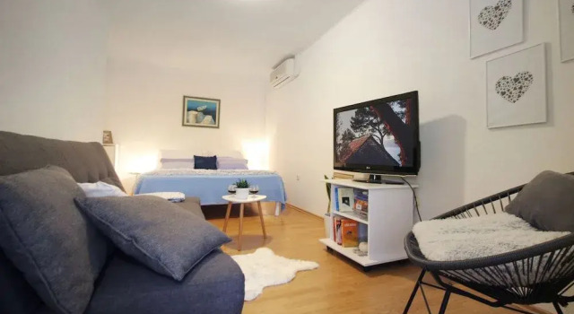 Apartmani Leo, Забронировать Отель Отели Макарска с парковкой, Парковка