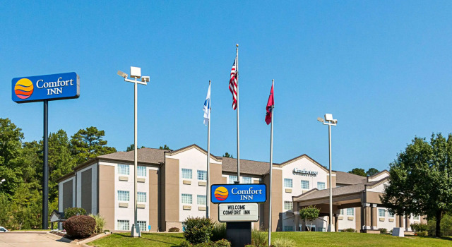 Comfort Inn Camden, Rezerwuj Hotel Camden Arkansas