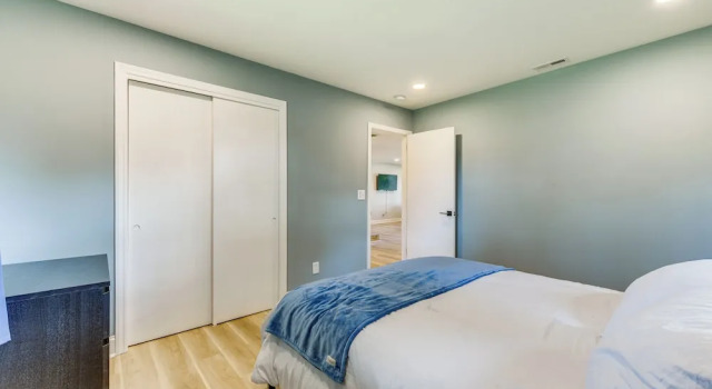 Коттедж Charming Charlotte Home: 2 Mi to Downtown!